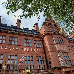 Hotell Crown & Mitre ***
