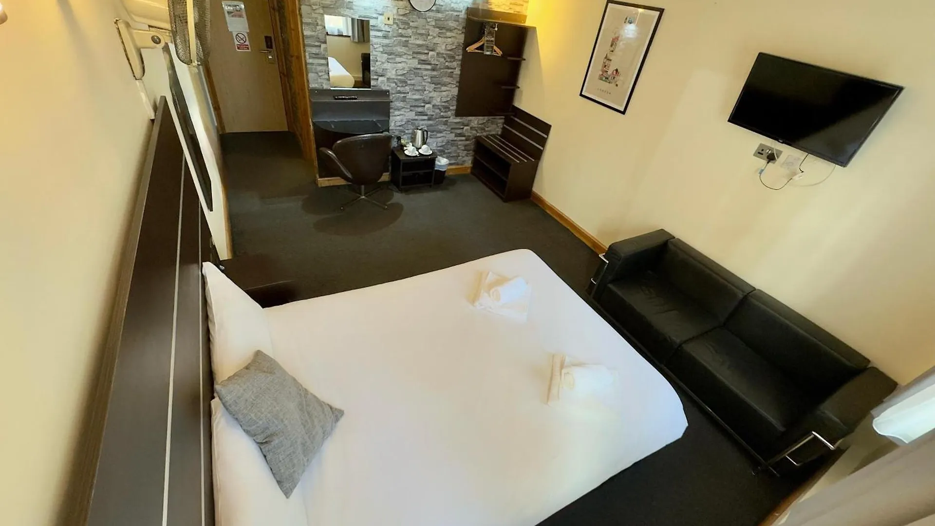Epsilon Hotel London